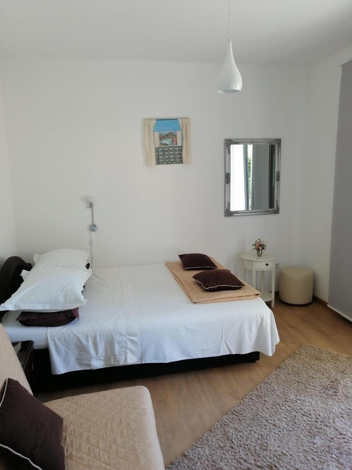 Apartments Kursan Seget Vranjica Ngoại thất bức ảnh