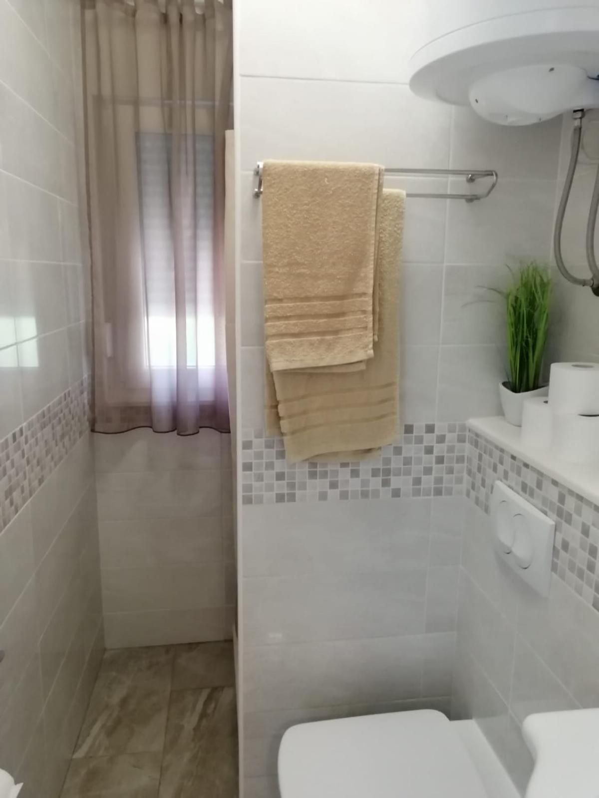 Apartments Kursan Seget Vranjica Ngoại thất bức ảnh